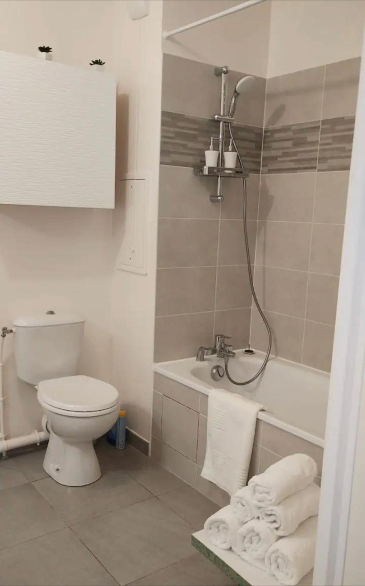 Le Cozy Home Melun Exteriör bild